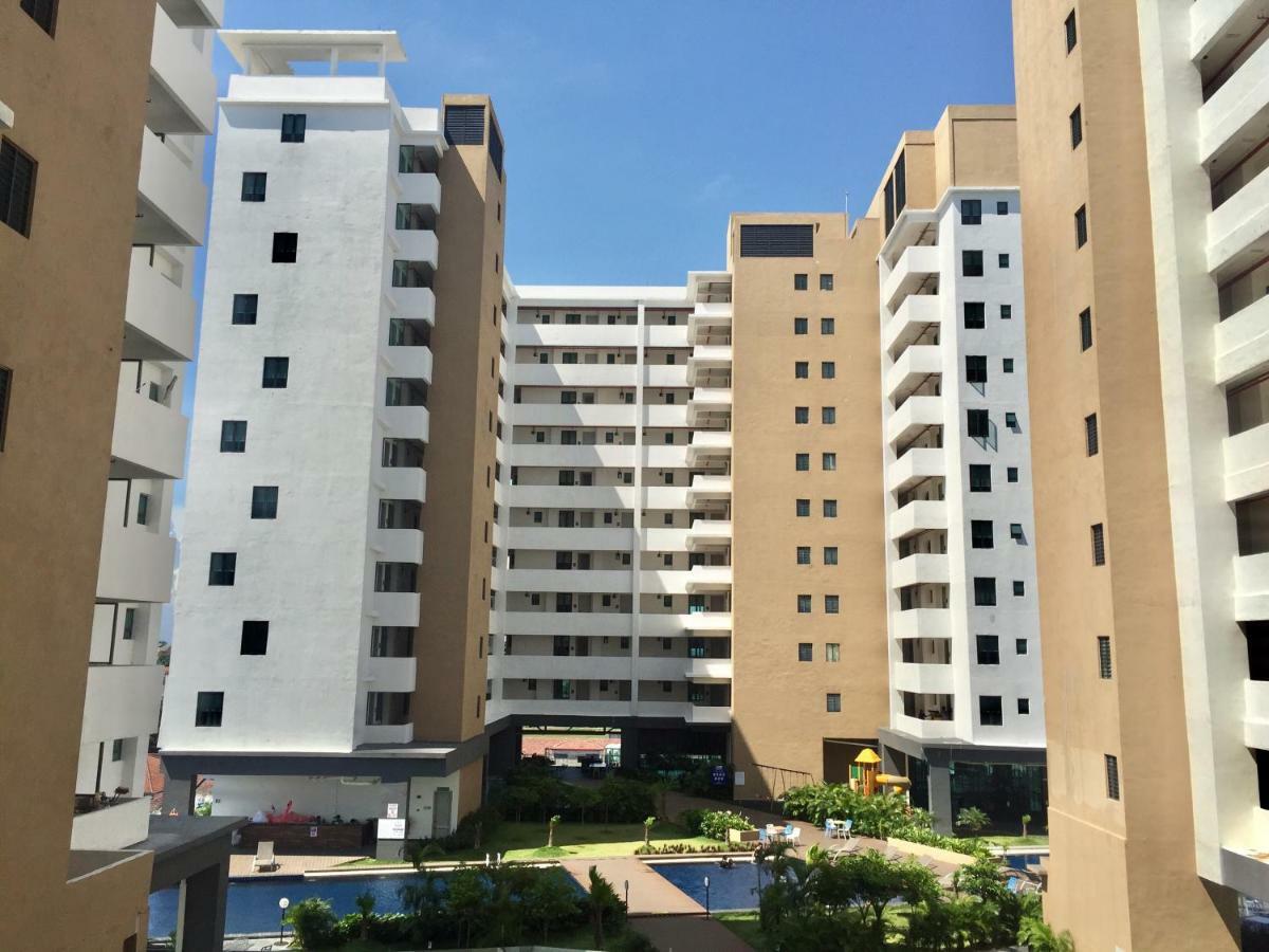 Dwharf Port Dickson Apartamento Exterior foto